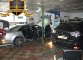 AUDI A8 AUDI A8