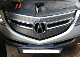 ACURA MDX (white)