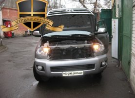 Toyota Sequoia V8 5.7 на газу