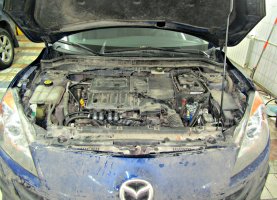 Mazda 3 Black на газу