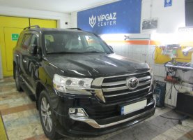 Toyota LC200 с гбо