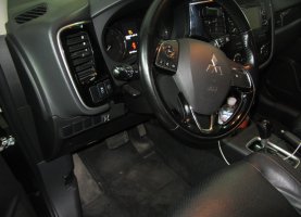 Mitsubishi Outlander 2 Mitsubishi Outlander 2 на газе