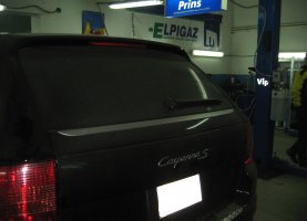 Порсче Саыенне на газе